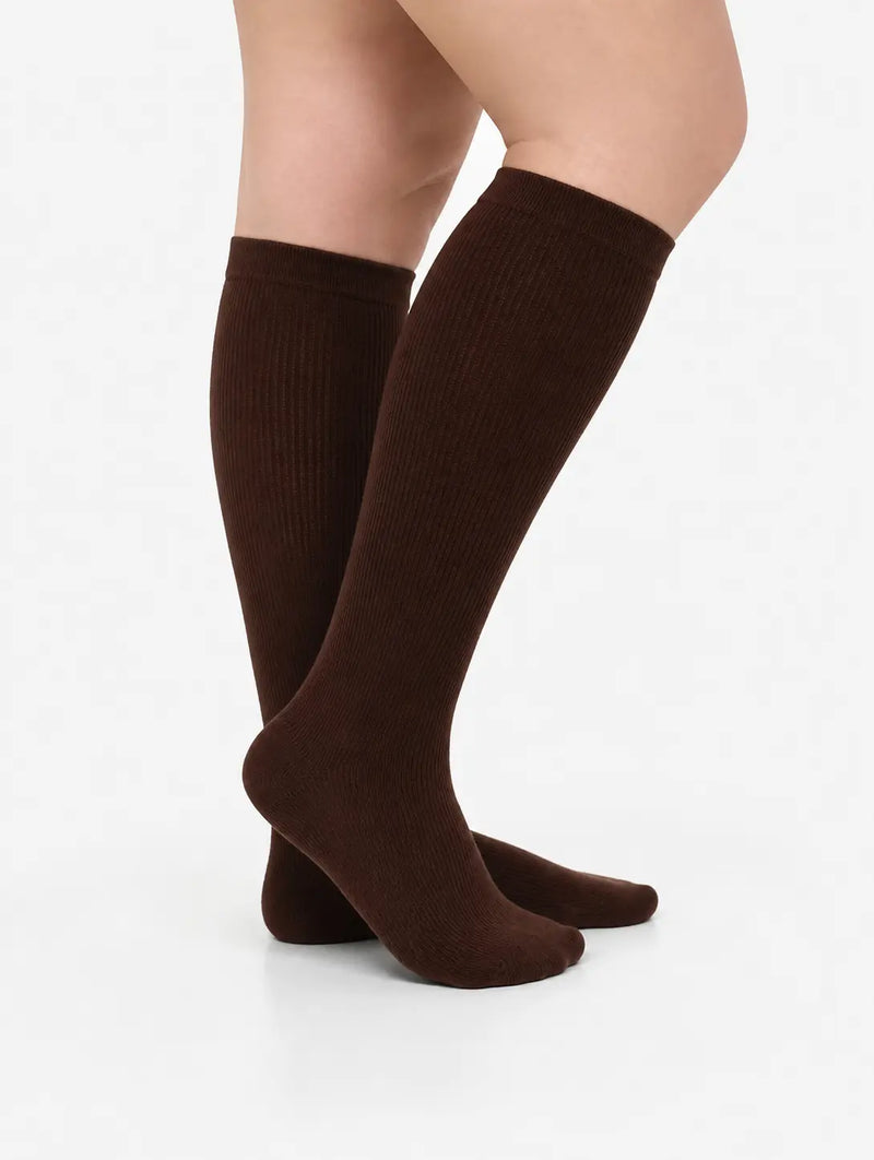 Coffee brown knee-high compression socks — 15–25 mmHg graduated, unisex graduated compression socks 15-25 mmHg